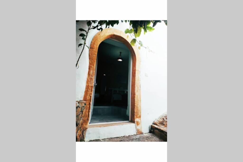 Traditional House Utopia Makri Gialos Holiday home Pevkoi